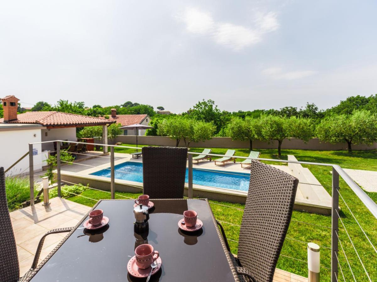 Villa Viktoria Poll&Garden View Каштелир Екстер'єр фото